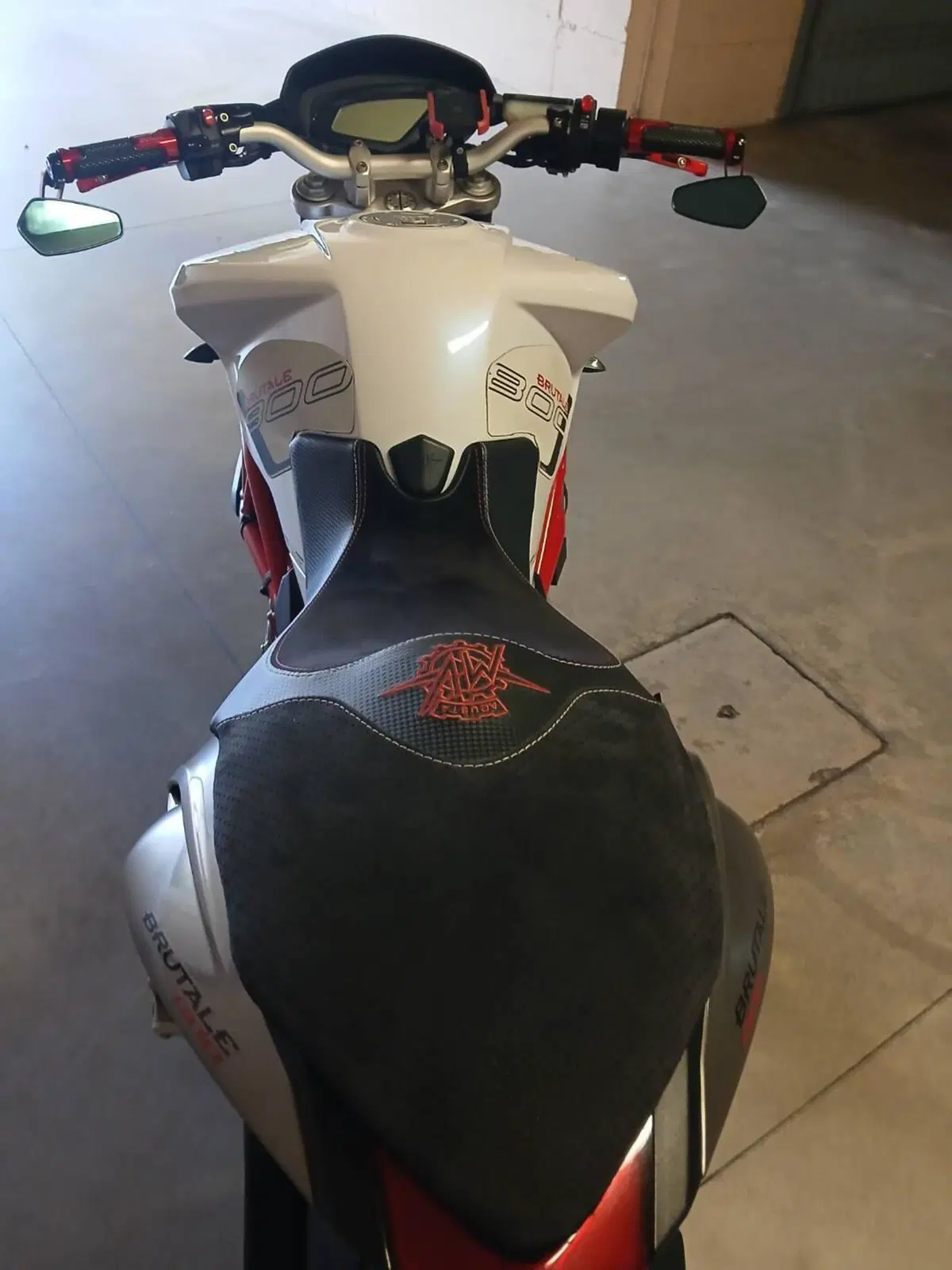 MV Agusta Brutale 800 EAS ABS (2012 - 15) (7)
