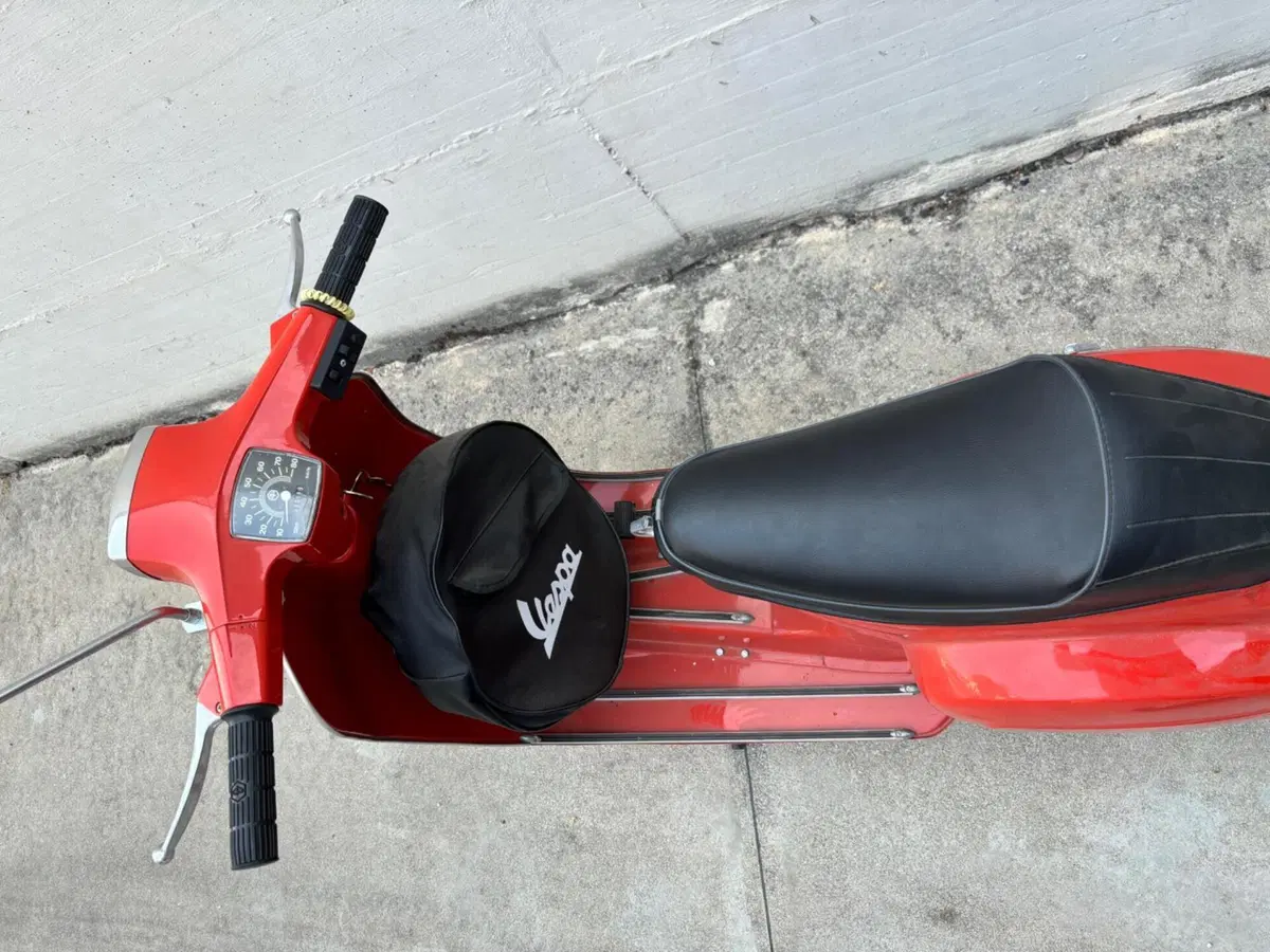 Piaggio Vespa 50 special  (2)