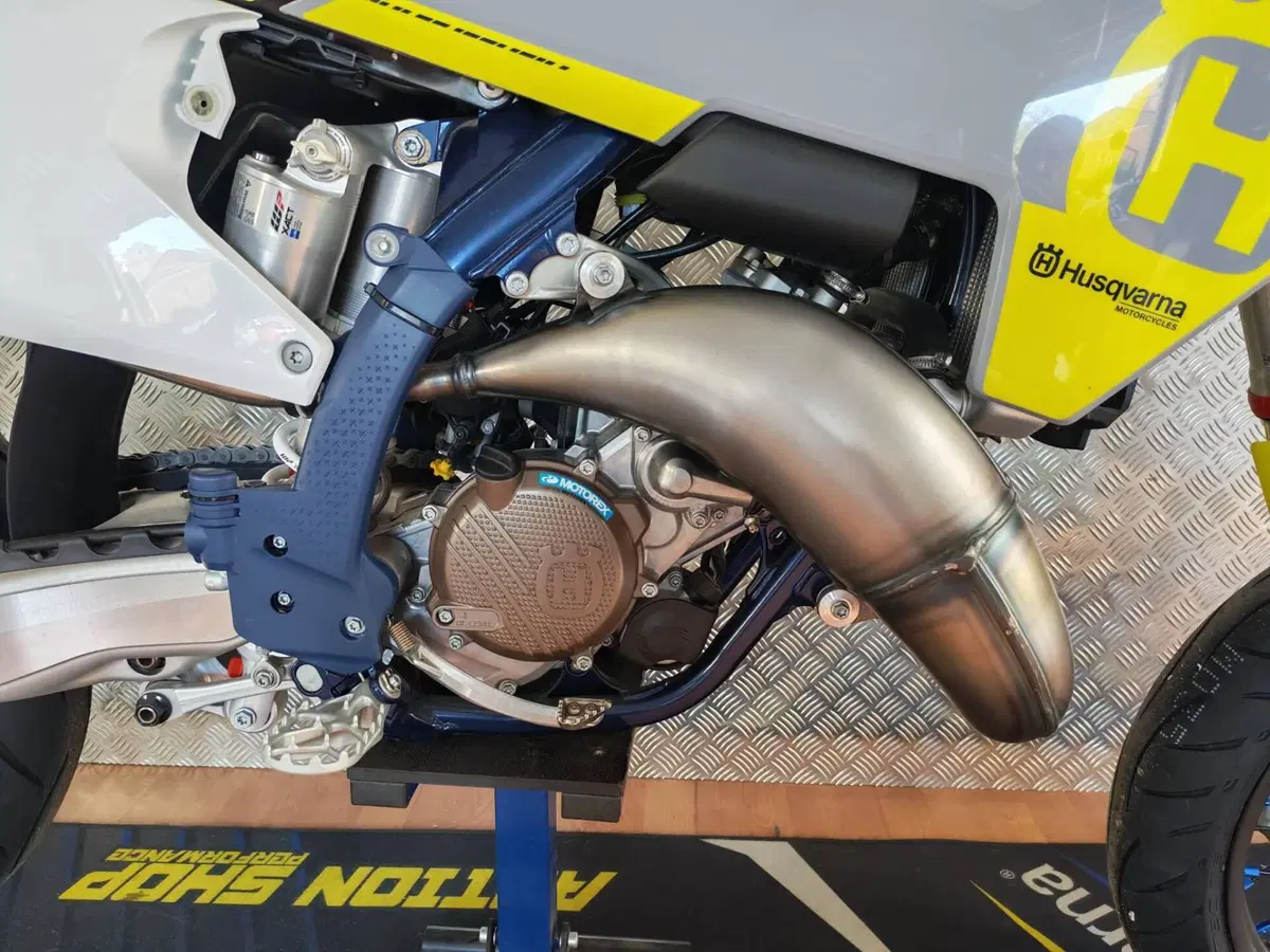 Husqvarna TC 125 (2023) (3)