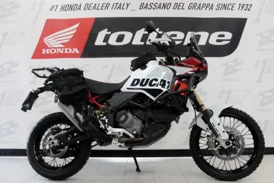Ducati DesertX Rally (2024 - 25) usata