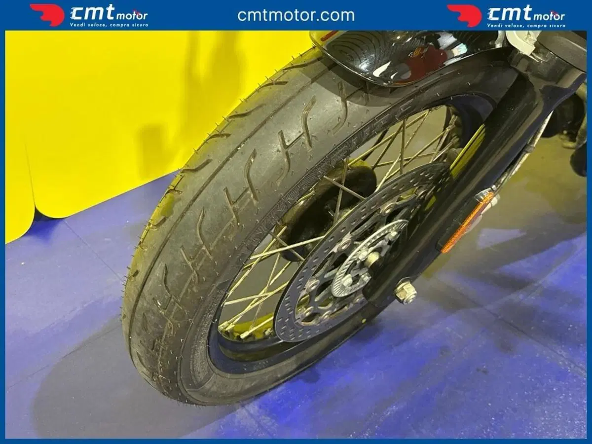 Royal Enfield Continental GT 650 Chrome (2020) (13)