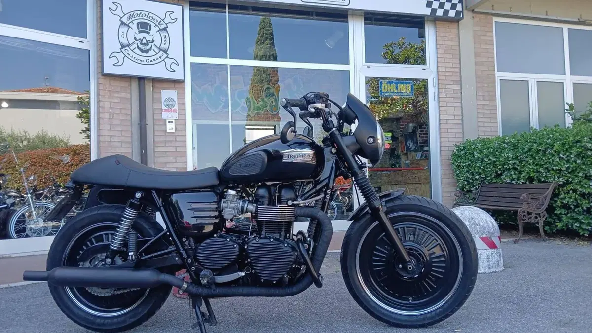 Triumph Bonneville T100 (2008 - 16) (2)