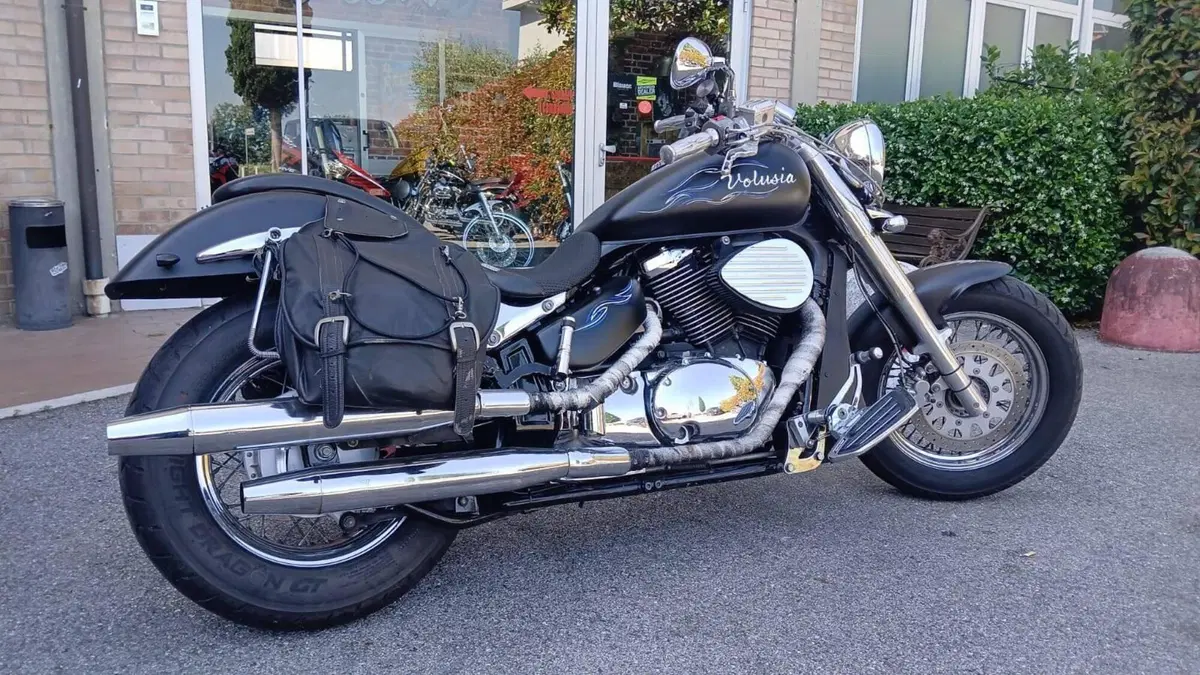 Suzuki VL 800 Intruder Volusia (2000 - 04) (5)
