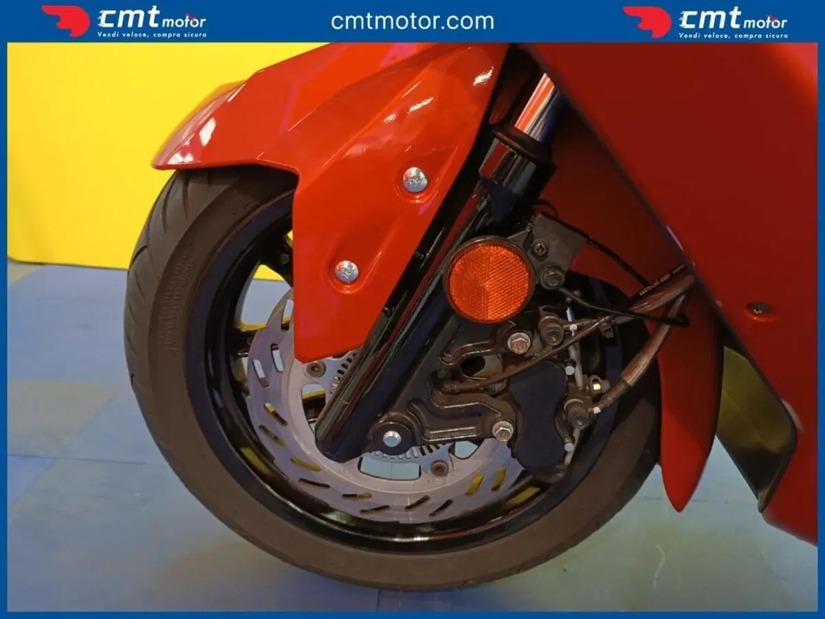 Sym Cruisym 300 (2017 - 20) (10)