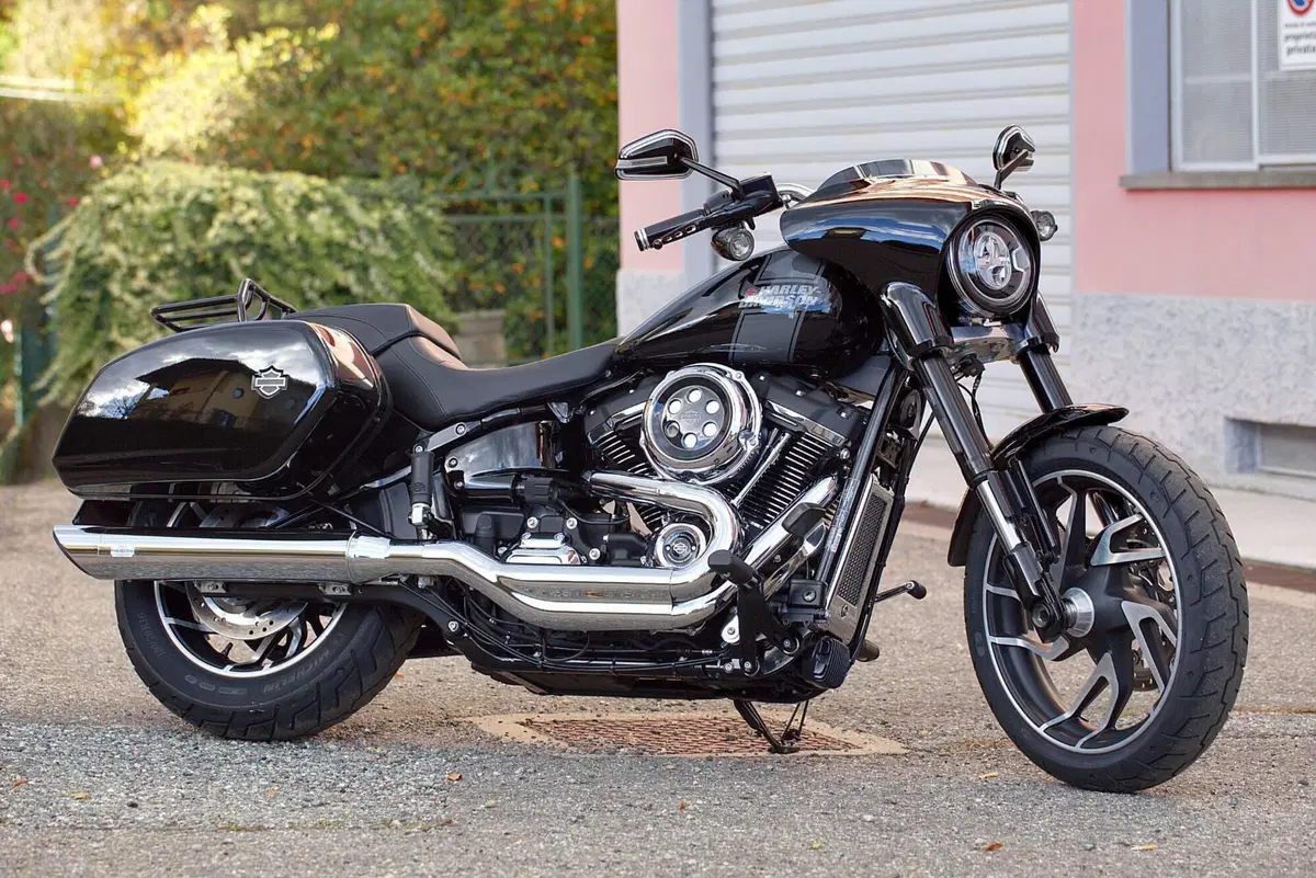 Harley-Davidson Sport Glide (2021 - 25)