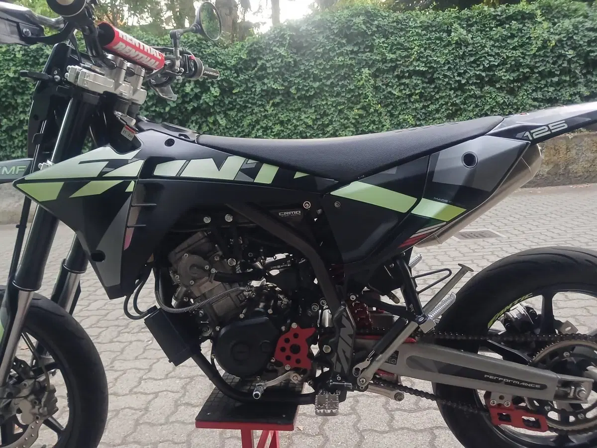Fantic Motor XMF 125 Performance (2025 - 26) (4)