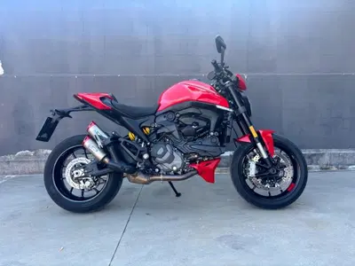 Ducati Monster 937 + (2021 - 25) usata