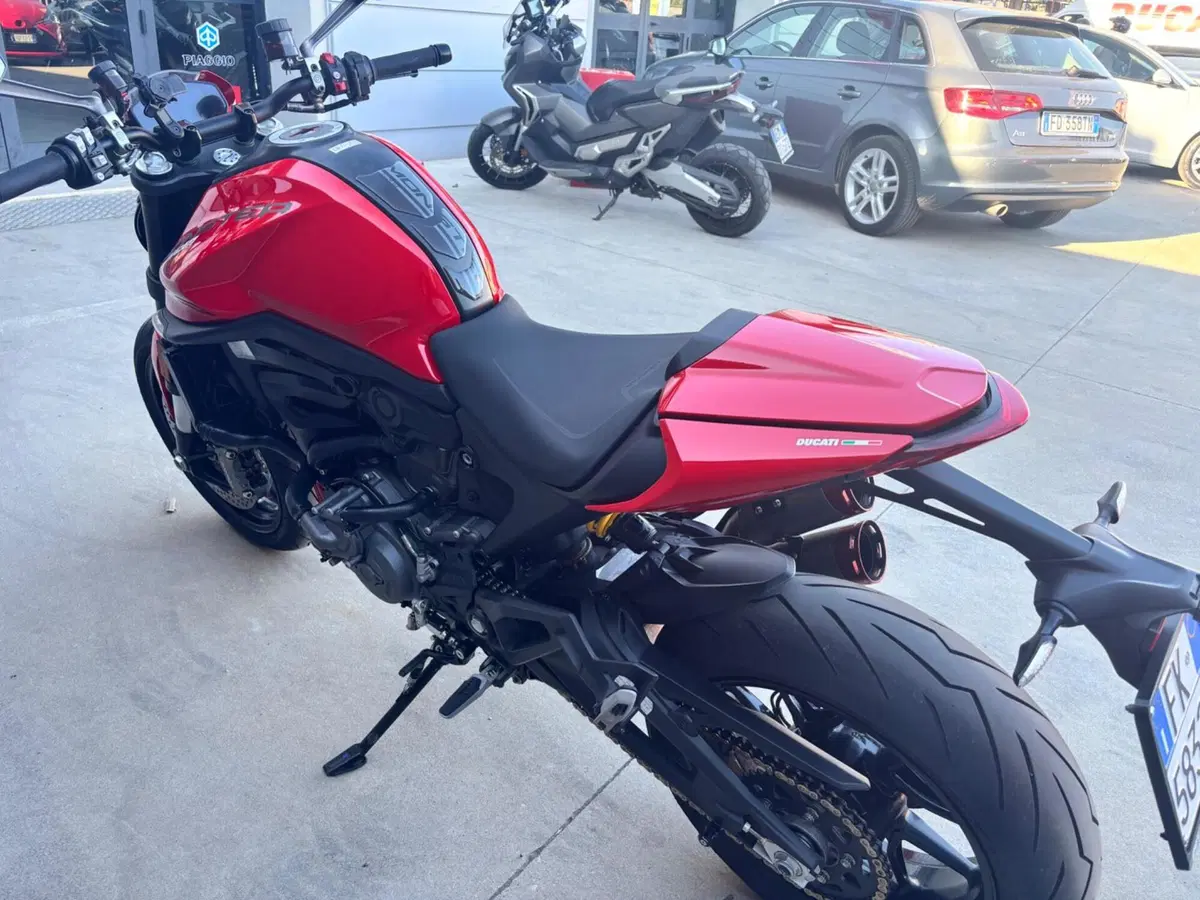 Ducati Monster 937 + (2021 - 25) (7)