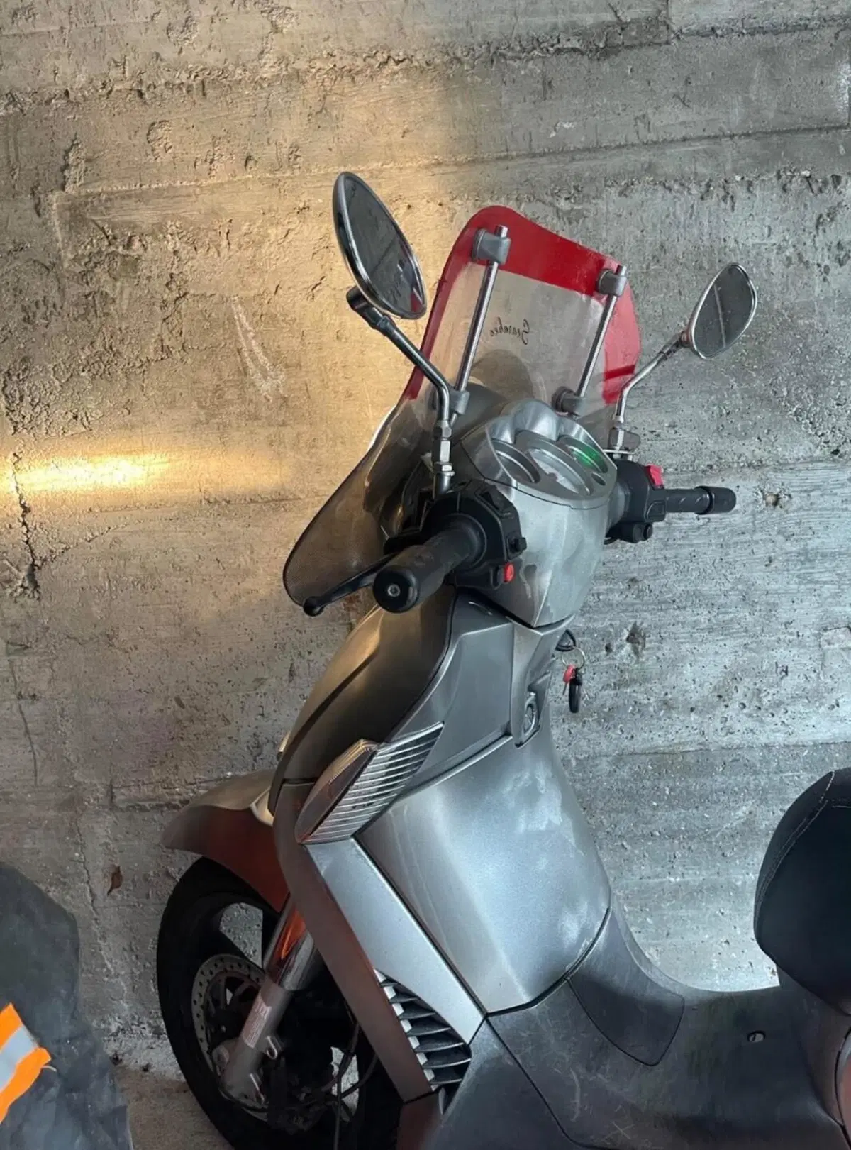 Aprilia Scarabeo 300 Special (2009 - 13) (6)