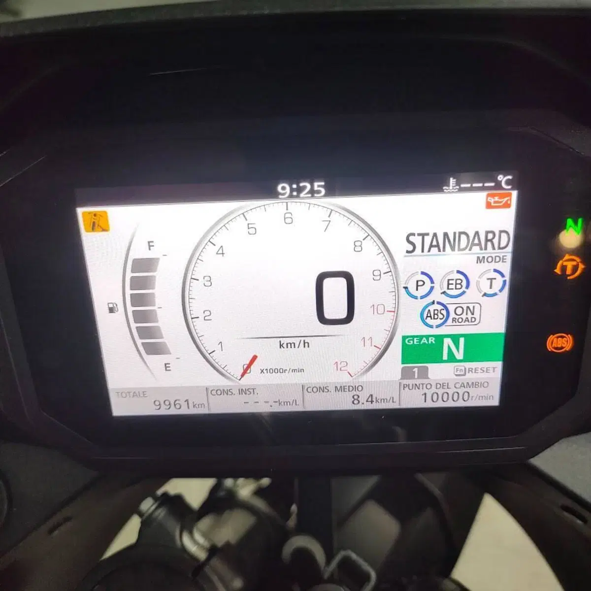 Honda Transalp XL750 (2023 - 24) (4)