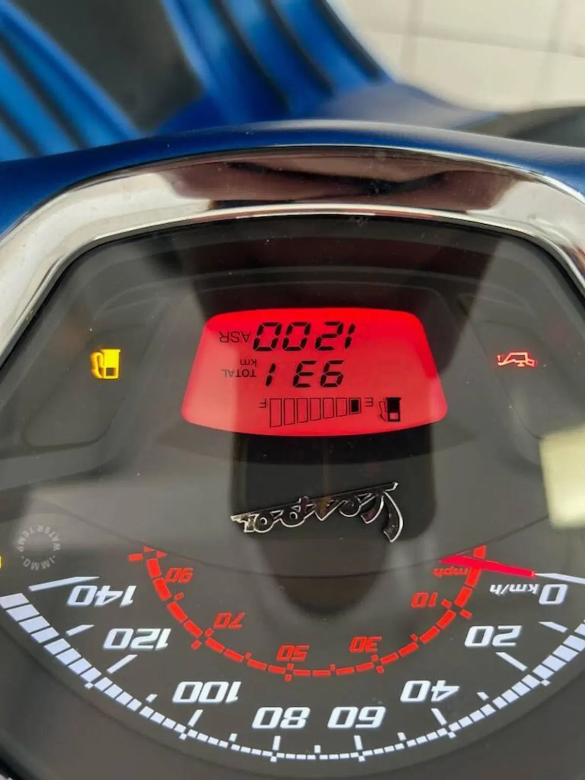 Vespa GTS 300 Super (2023 - 24) (7)