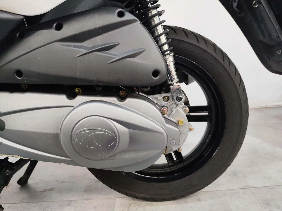 Kymco Agility 150i R16 + ABS (2017 - 20) (15)