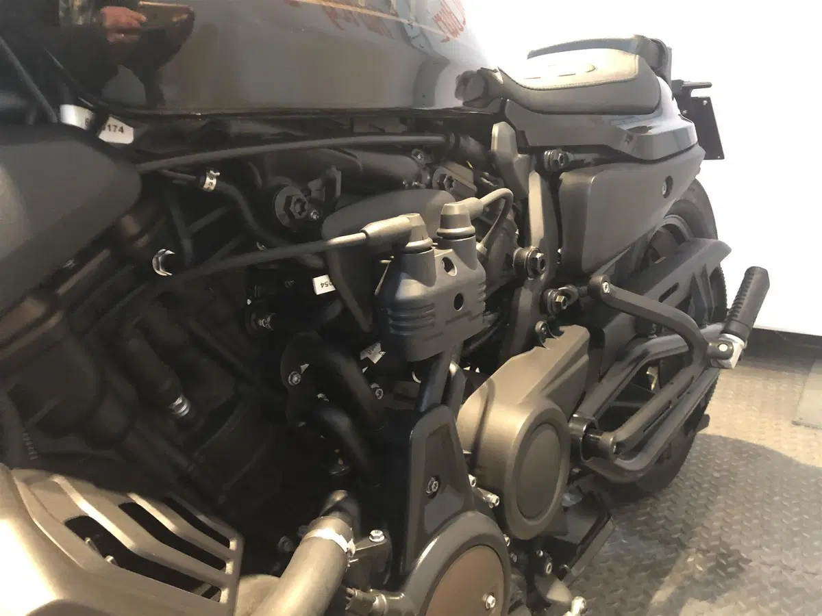 Harley-Davidson Sportster S (2022 - 24) (5)
