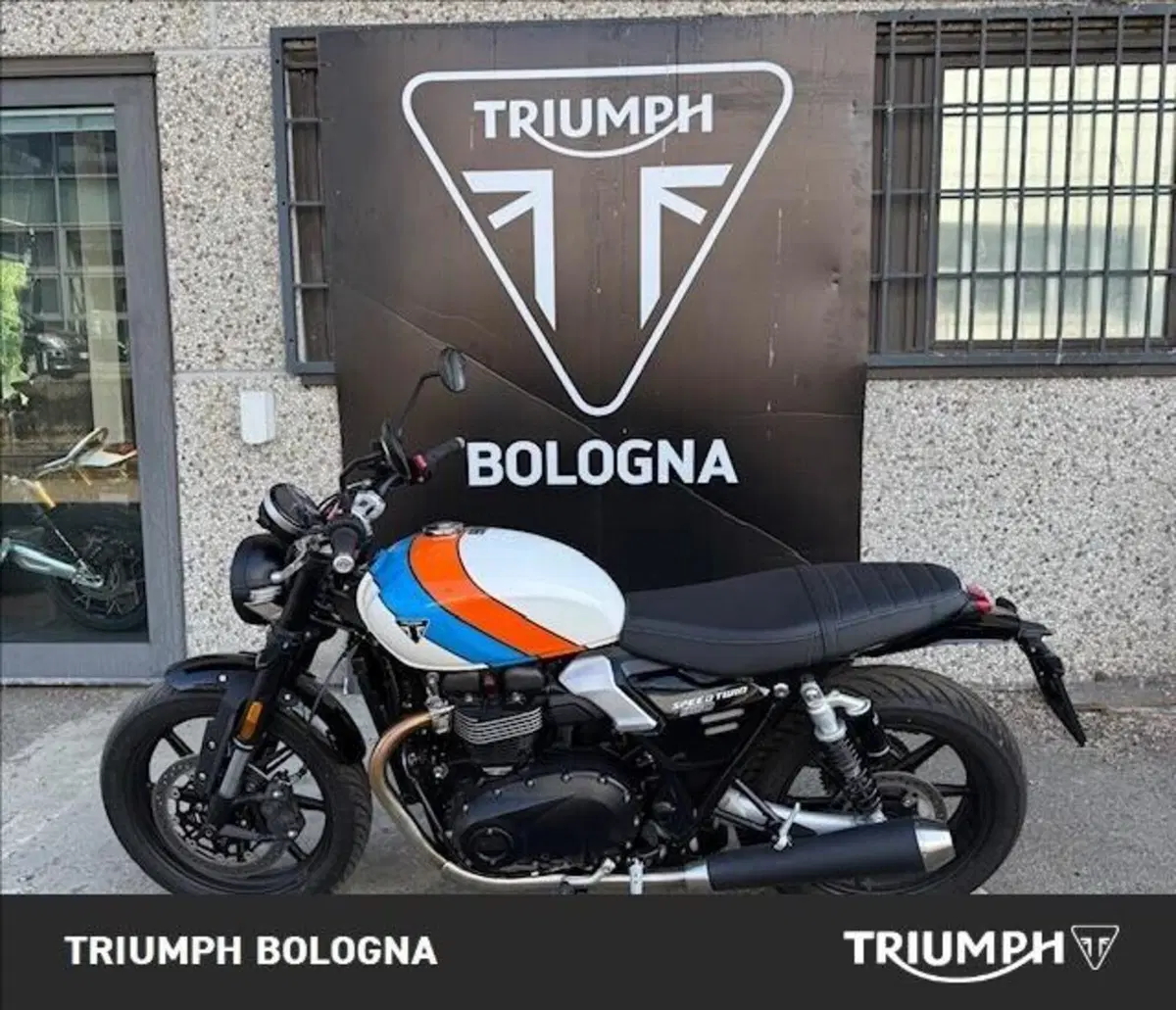 Triumph Speed Twin 900 (2025 - 26) (4)
