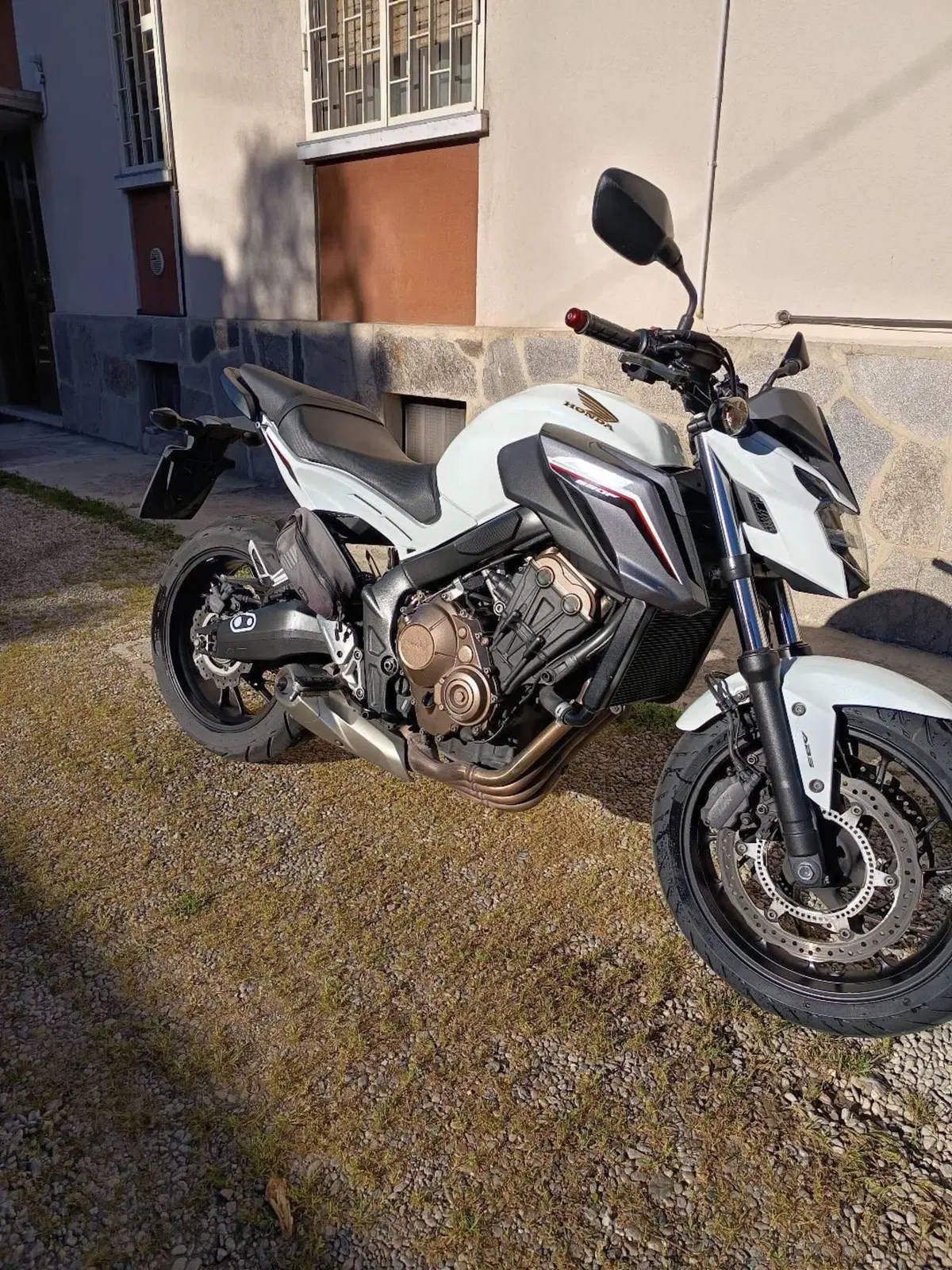 Honda CB 650 F (2017 - 18) (7)