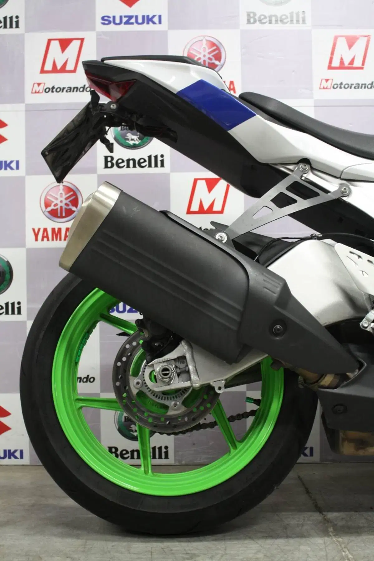 Kawasaki Ninja 636 ZX-6R (2024 - 26) (4)