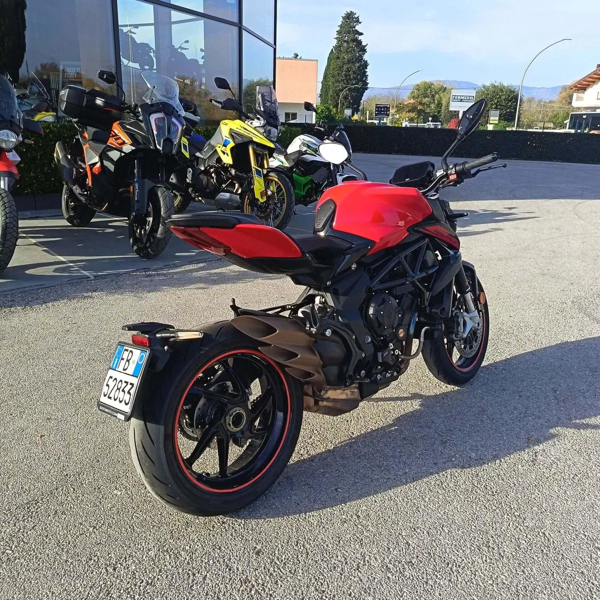 MV Agusta Brutale 800 Rosso (2021 - 23) (4)