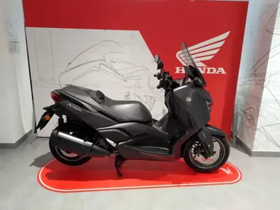 Yamaha X-Max 300 (2021 - 24) usata