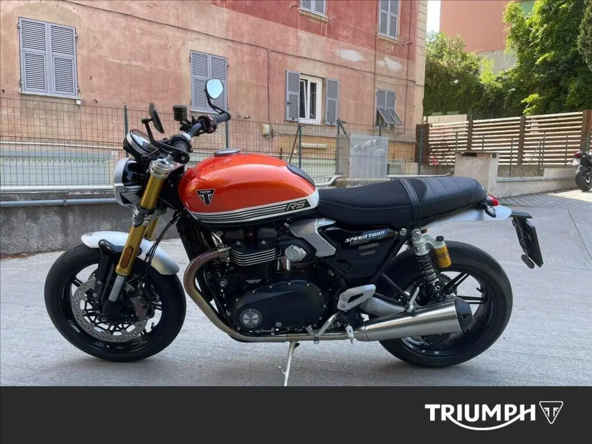 Triumph Speed Twin 1200 RS (2025 - 26) (4)
