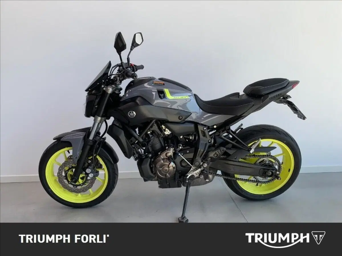 Yamaha MT-07 (2017 - 18) (4)