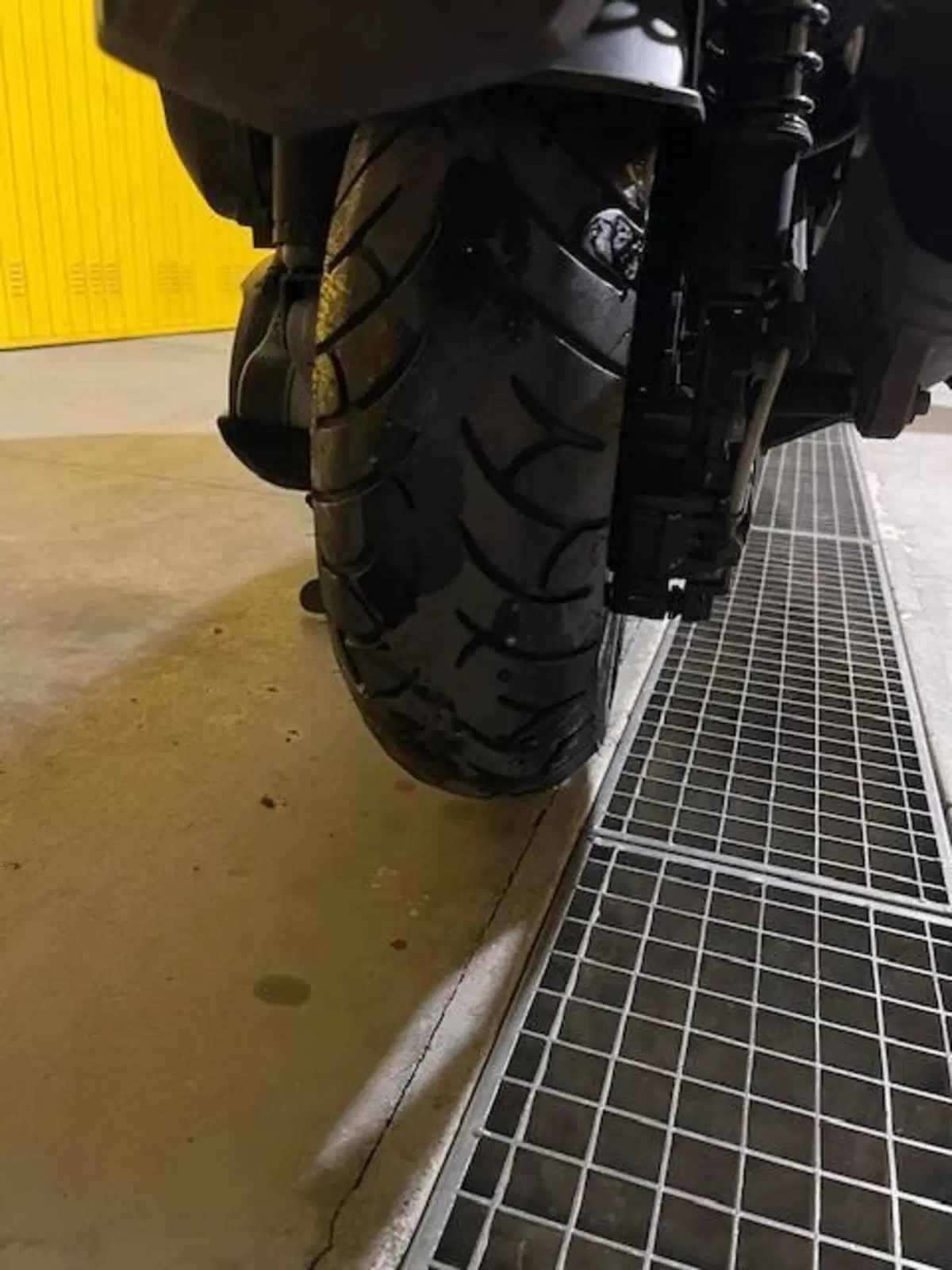 Kymco X-Town 300i ABS (2016 - 20) (4)