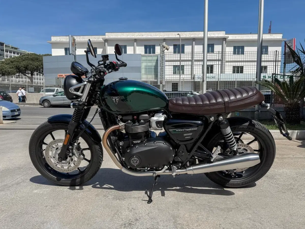 Triumph Speed Twin 900 (2023 - 24) (3)