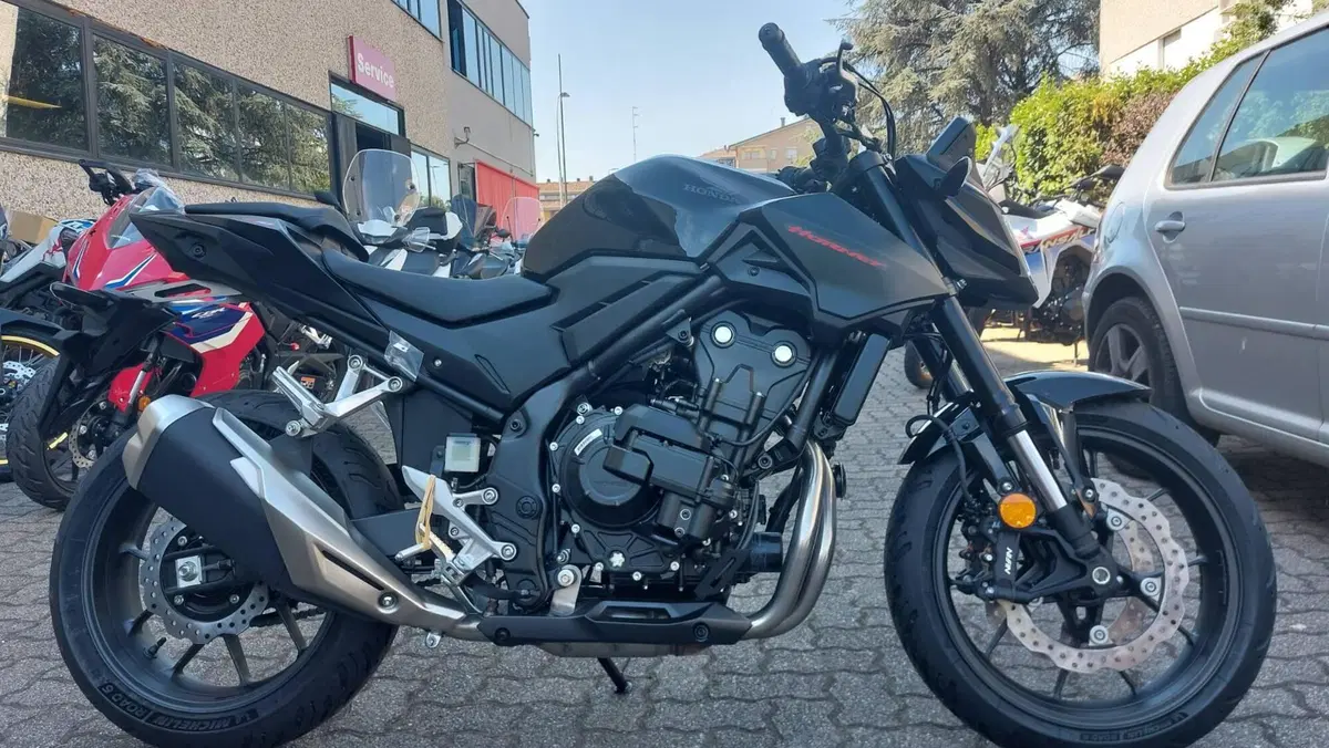 Honda CB 500 Hornet (2026) (4)