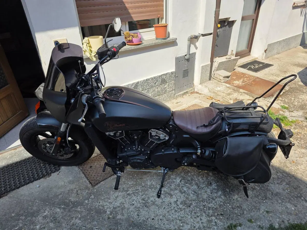 Indian Scout 1133 Bobber (2021 - 25)