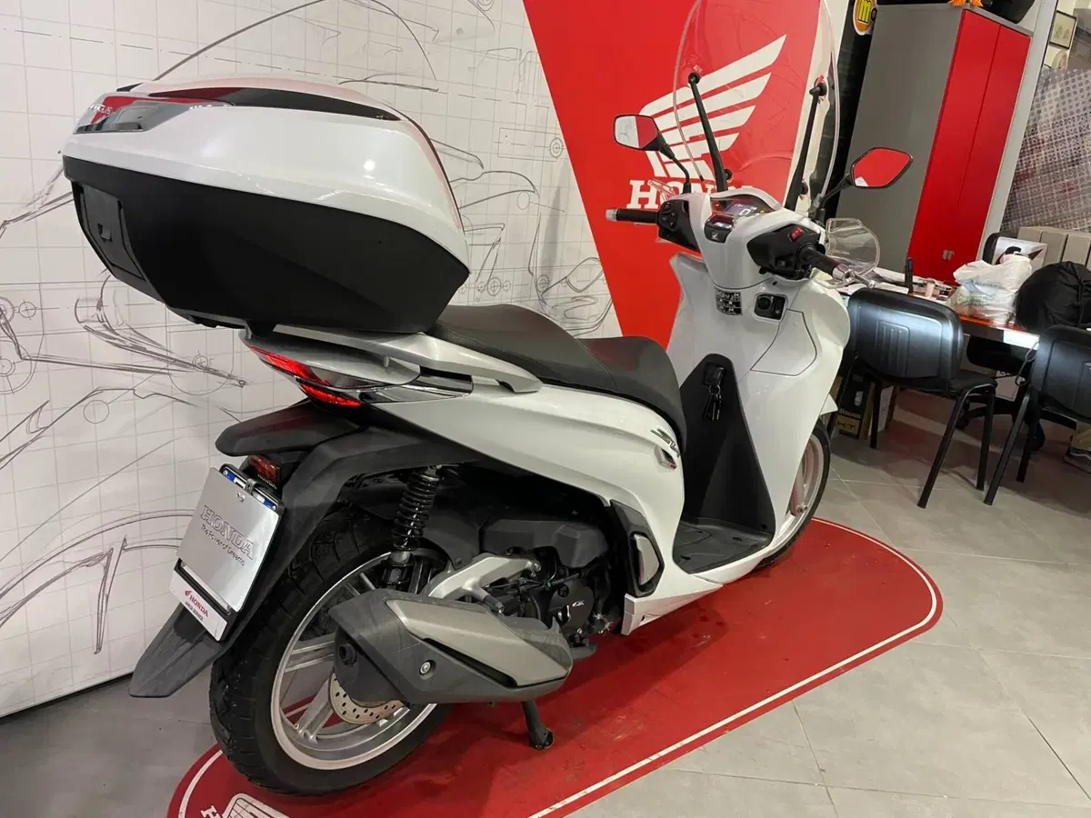 Honda SH 350 (2021 - 24) (5)