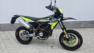 Fantic Motor Motard 125 Performance 4t (2020) usata