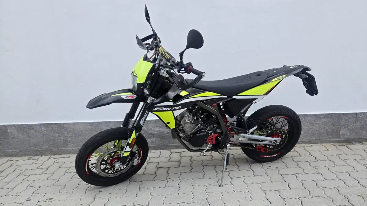 Fantic Motor Motard 125 Performance 4t (2020) (4)