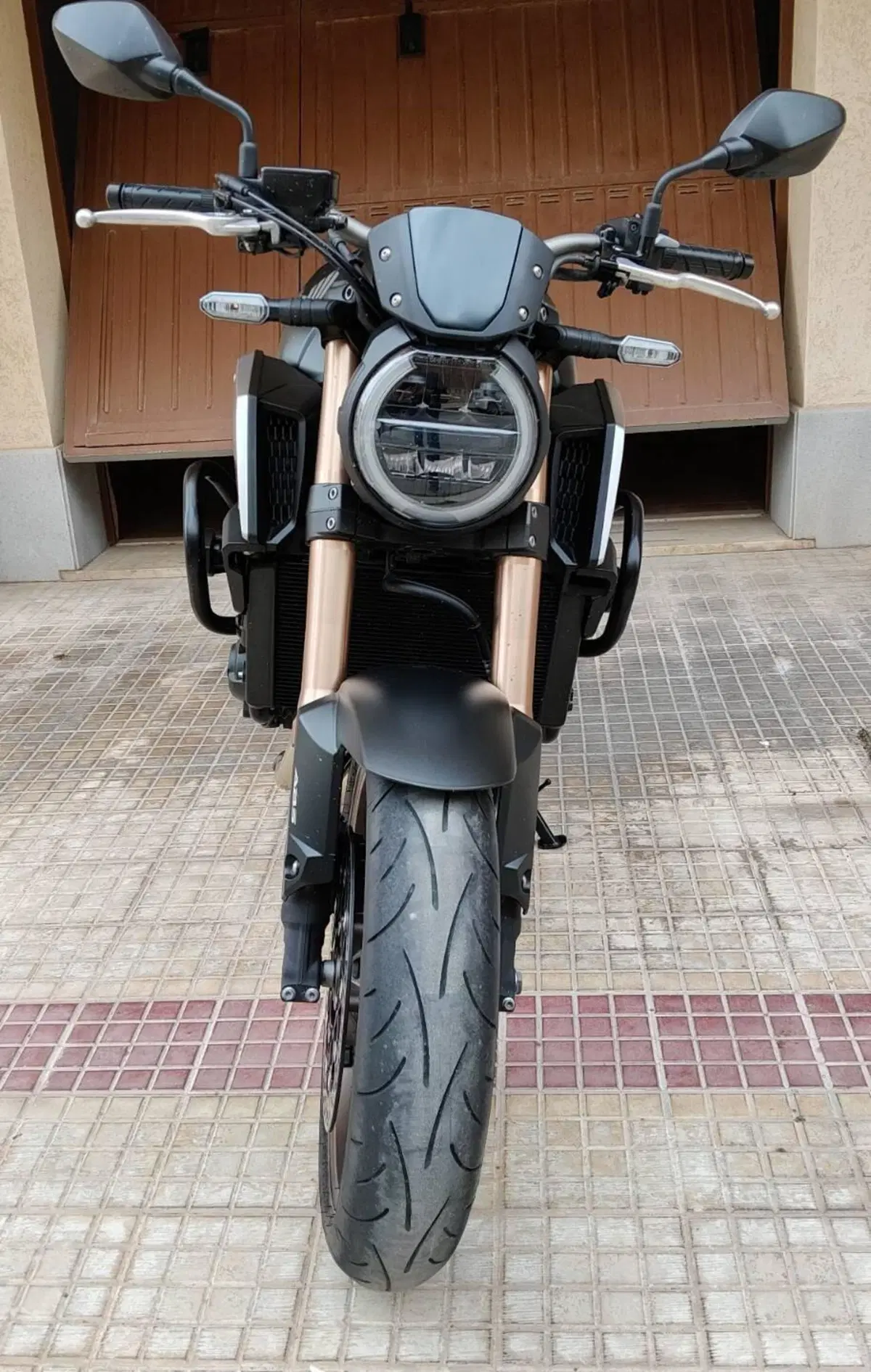 Honda CB 650 R (2021 - 23) (4)