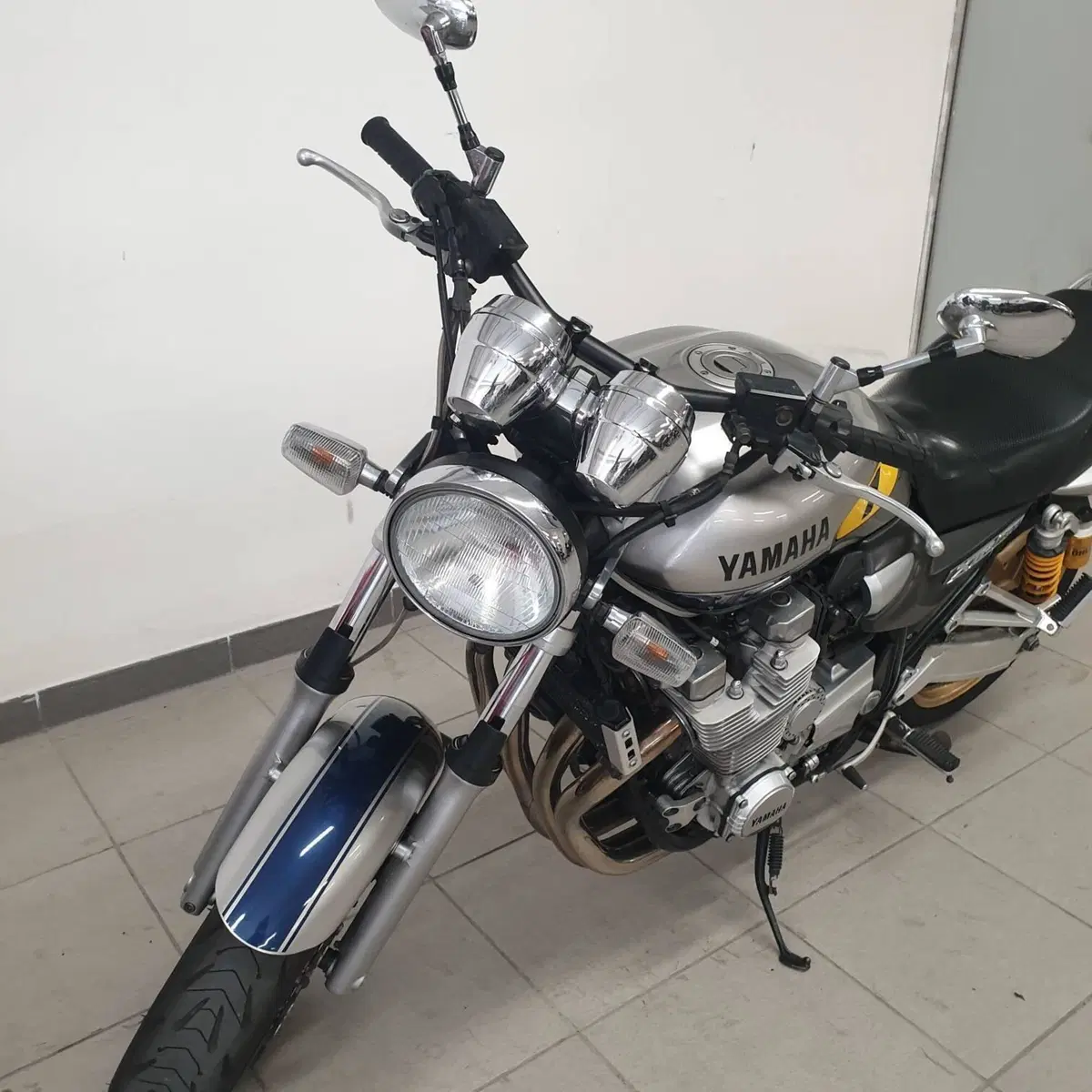Yamaha XJR 1300 (2006 - 14) (4)