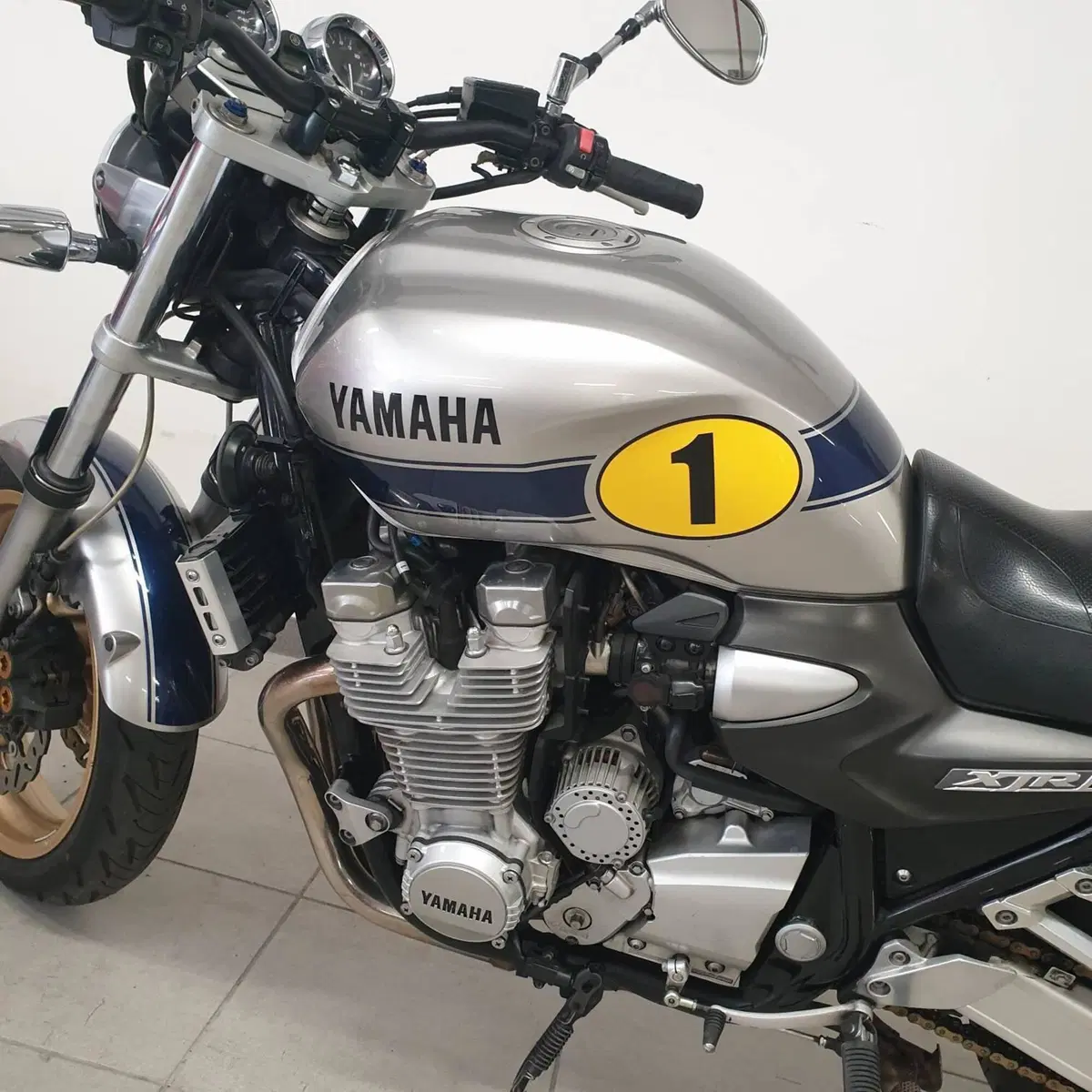 Yamaha XJR 1300 (2006 - 14) (5)