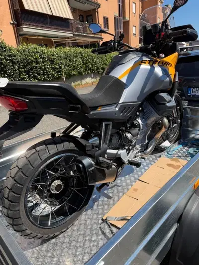 Moto Guzzi Stelvio (2024 - 26) usata