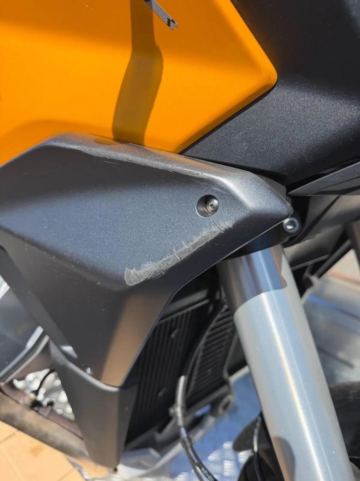 Moto Guzzi Stelvio (2024 - 26) (9)