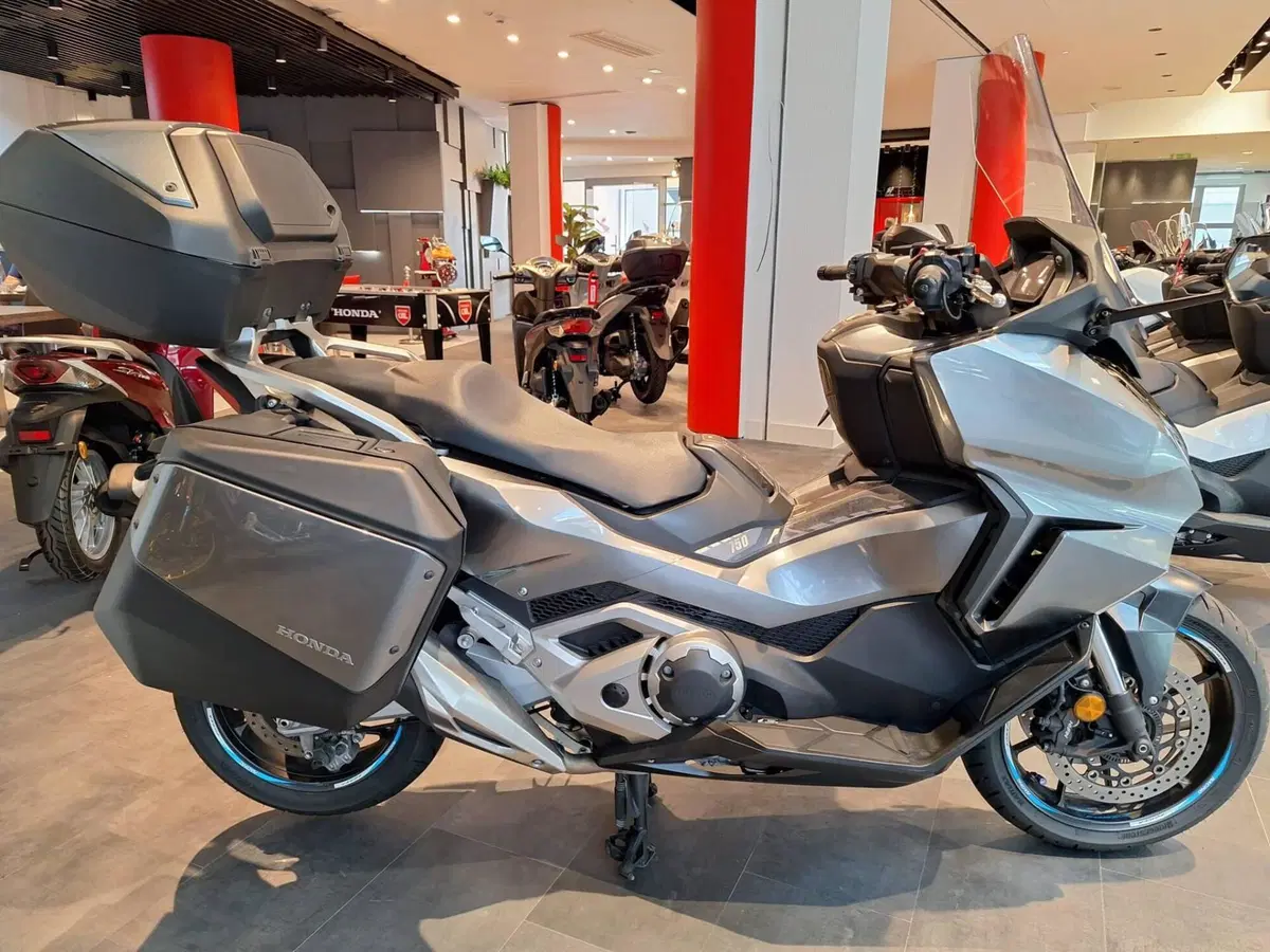 Honda Forza 750 DCT Travel (2021 - 24)