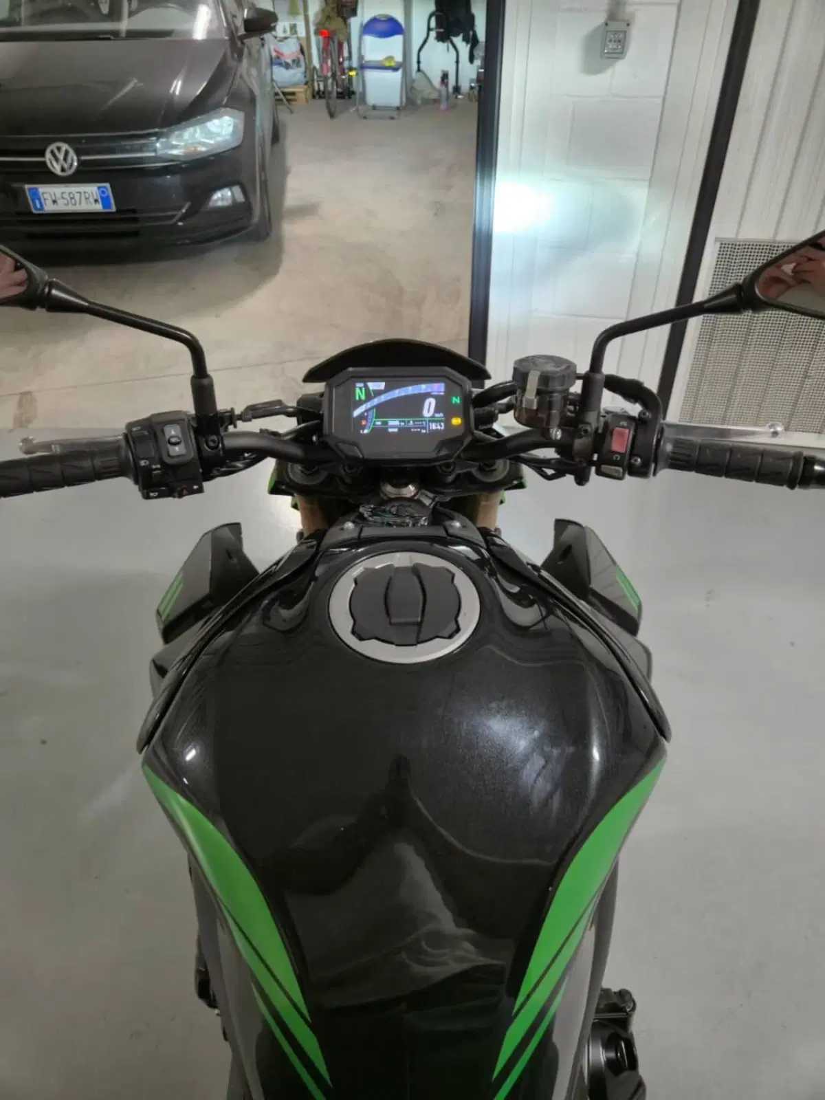 Kawasaki Z 900 SE (2022 - 24) (6)