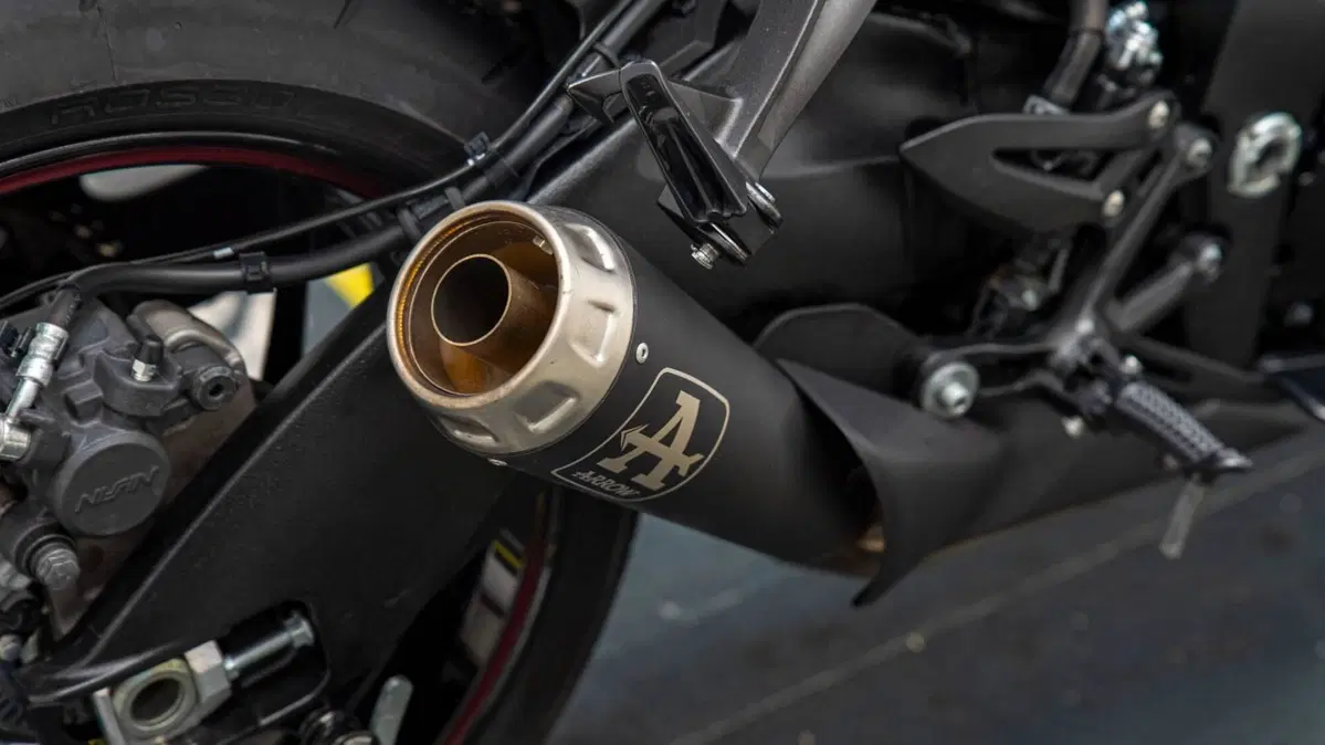 Suzuki GSX-S1000 ABS (2017 - 20) (14)