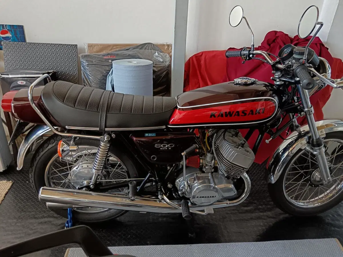 Kawasaki Kawasaki mach 3 500 (3)