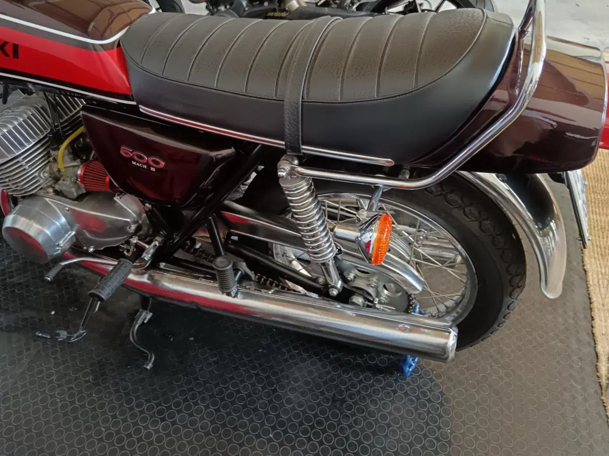 Kawasaki Kawasaki mach 3 500 (4)