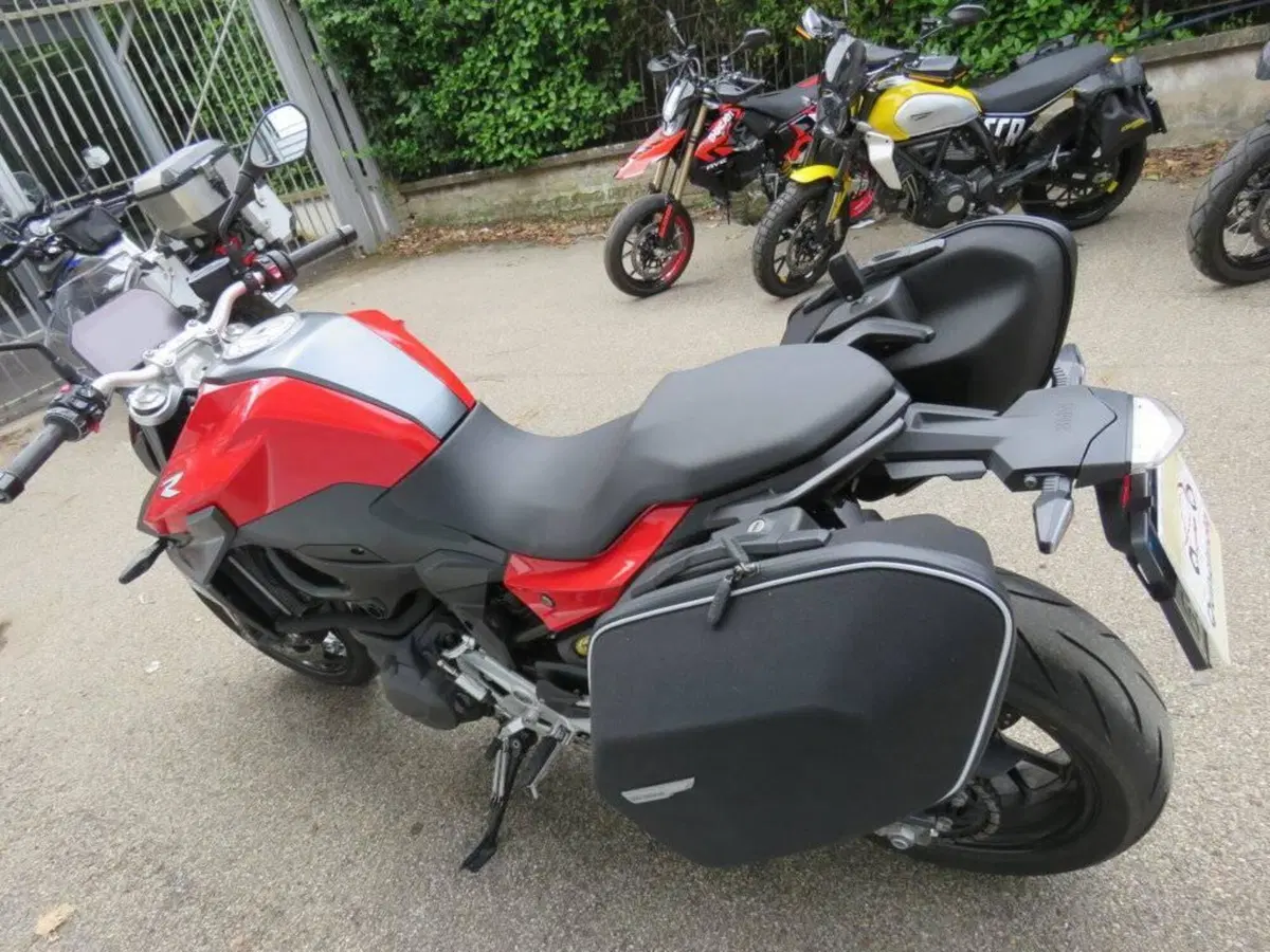 Bmw F 900 R (2021 - 24) (5)