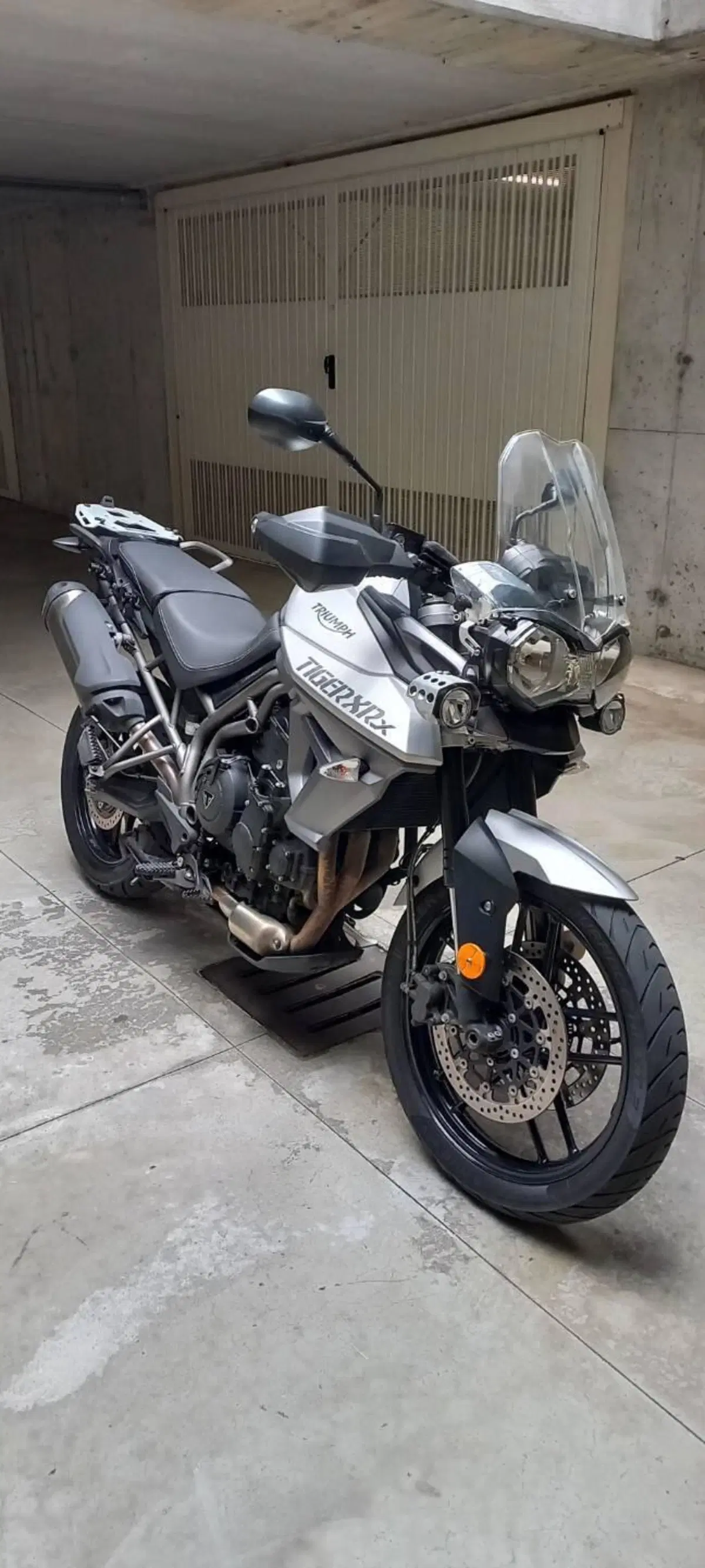 Triumph Tiger 800 XRx (2017 - 18) (4)
