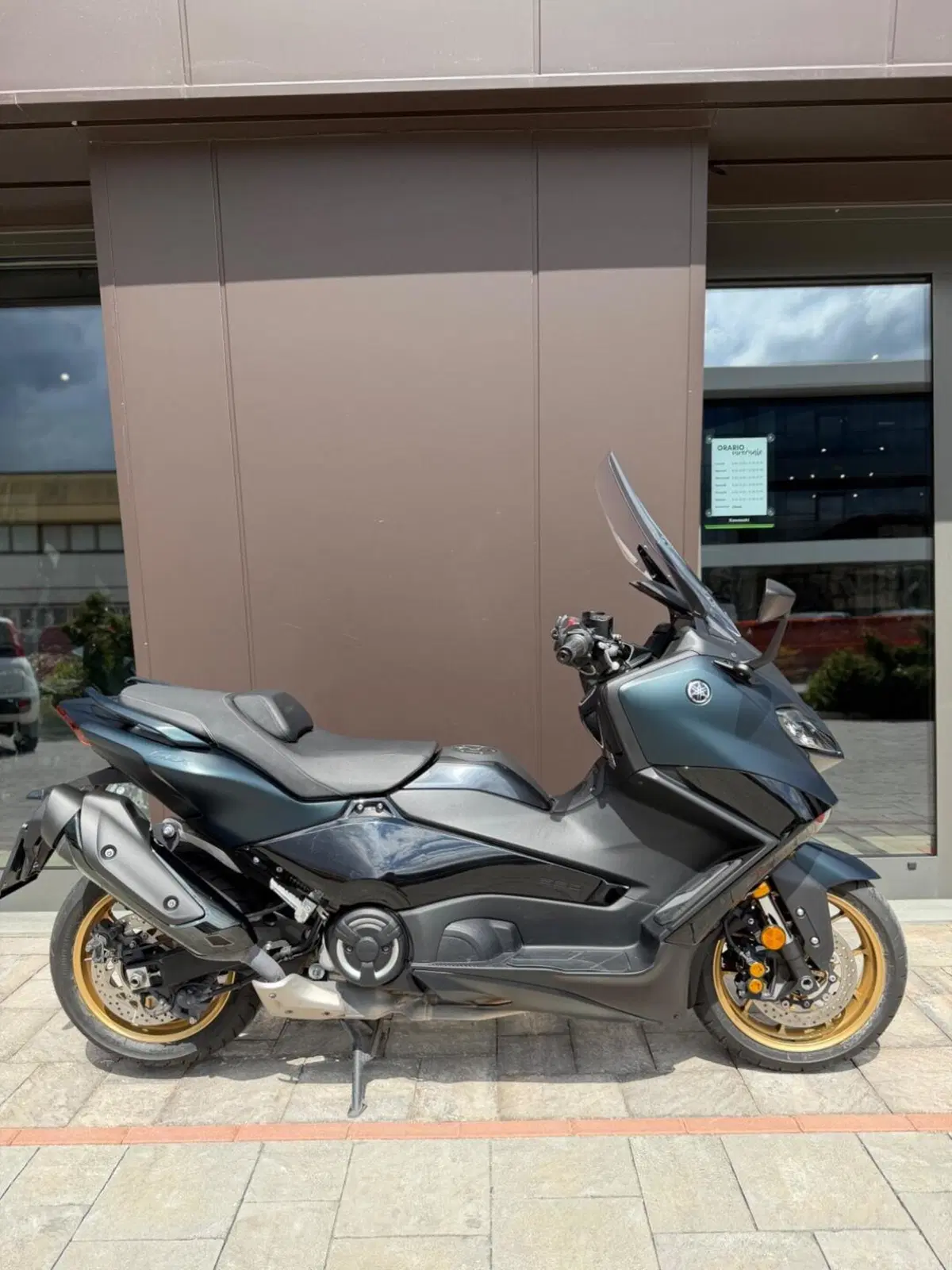 Yamaha T-Max 560 Tech Max (2022 - 24)