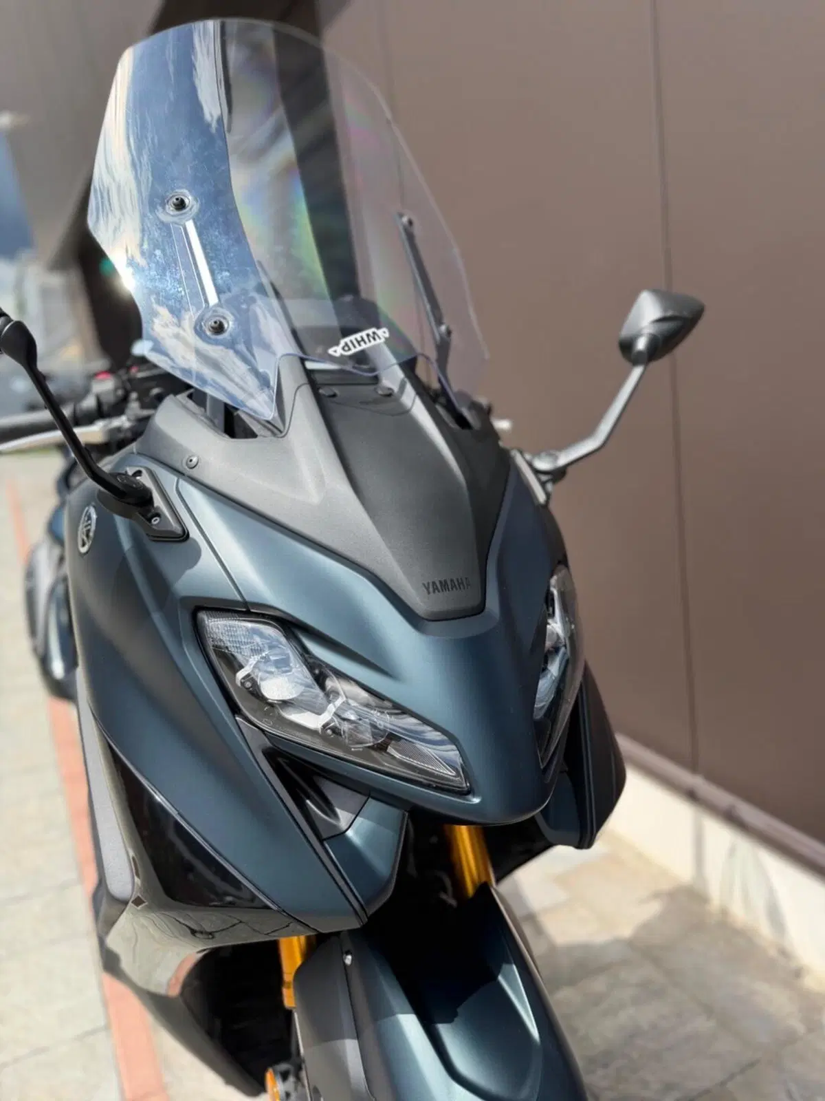 Yamaha T-Max 560 Tech Max (2022 - 24) (8)