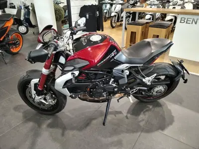 MV Agusta Dragster 800 RR (2015 - 17) usata