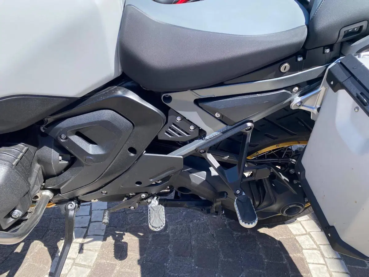 Bmw R 1300 GS Adventure Trophy (2025 - 26) (7)
