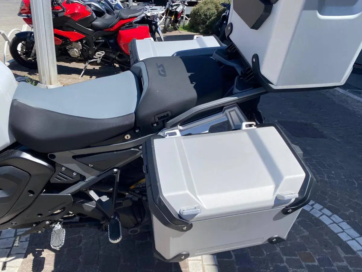 Bmw R 1300 GS Adventure Trophy (2025 - 26) (10)