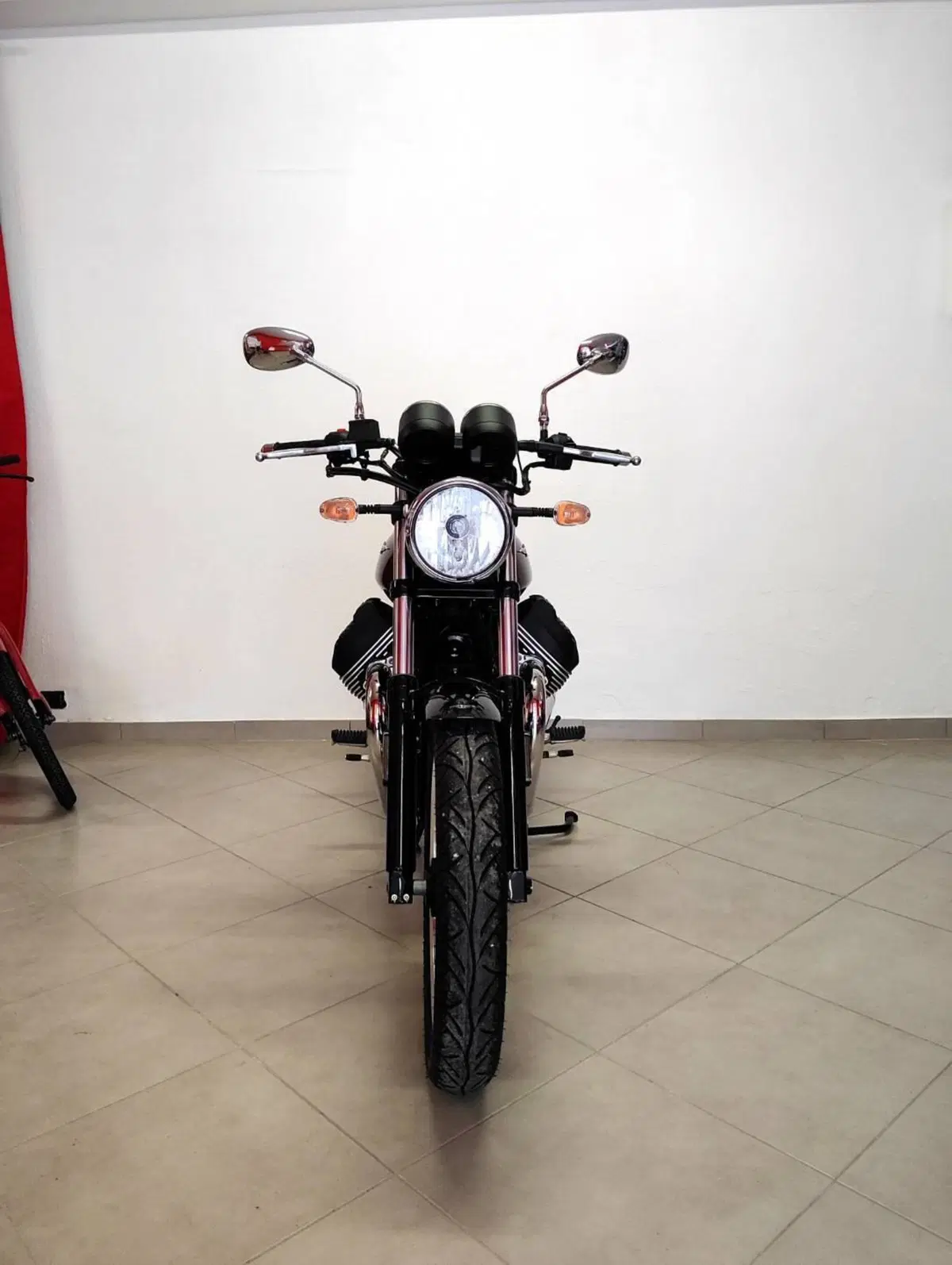 Moto Guzzi V7 III Special (2017 - 20) (2)