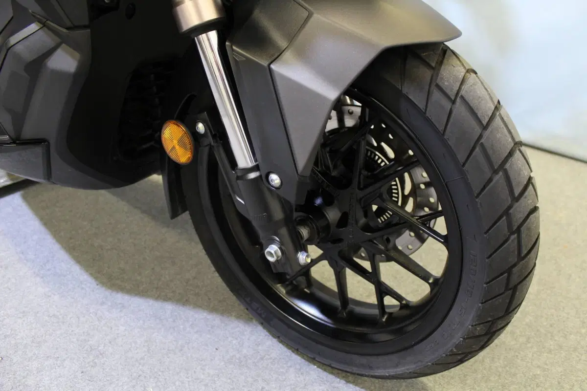 Honda ADV 350 (2022 - 24) (7)